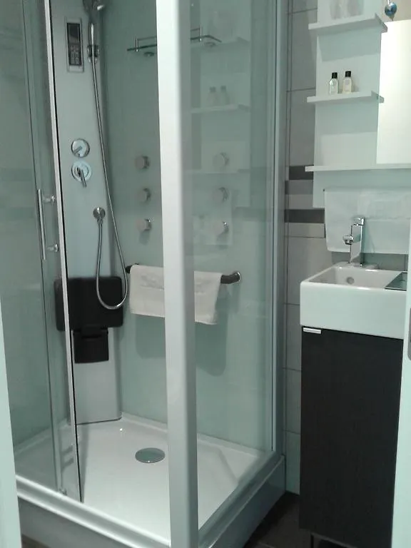** Guest house Brustar Sagrada Familia Hotel Barcelona Spain